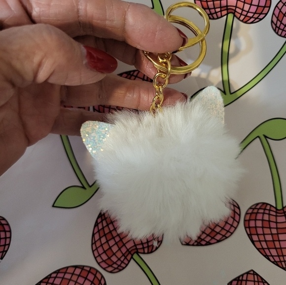 New Owl Keychains 1 White 1 Lavender - Picture 8 of 8